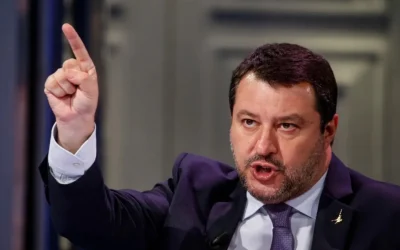 Salvini, atac dur la Bruxelles: „Să-mi spuneţi dacă sunt oameni normali!”