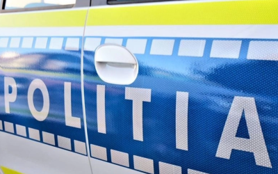 Botoșani: Urlete și topor într-un local. Un bărbat a vrut să ucidă