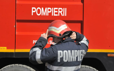 Incendiu în Oradea: Zeci de oameni evacuați dintr-un bloc