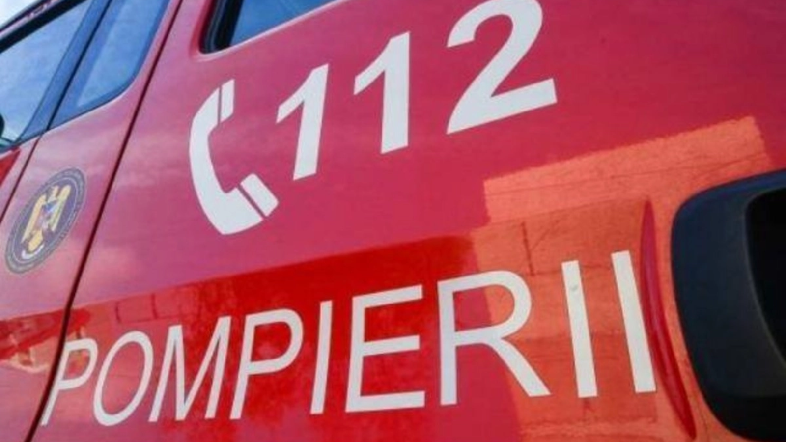 Incendiu devastator la Buzău: Un bărbat, salvat miraculos din flăcări