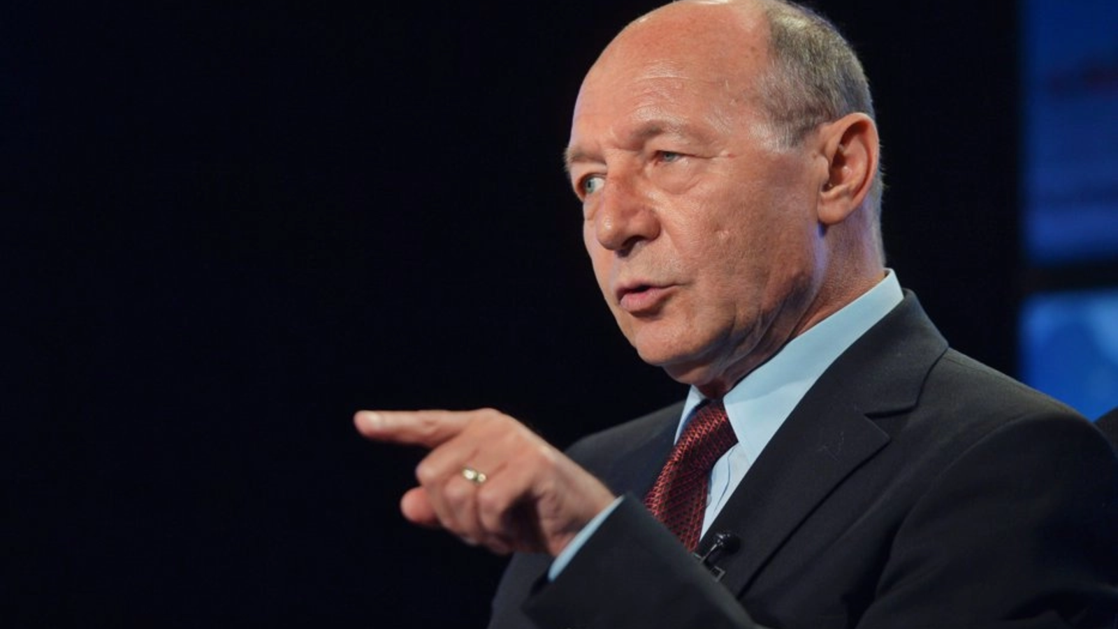 Fostul președinte TRAIAN Băsescu recomandă raționalizarea carburanților pentru a evita criza București – TRAIAN Băsescu, fostul președinte al României, a lansat un avertisment cu privire la posibila criză de carburanți