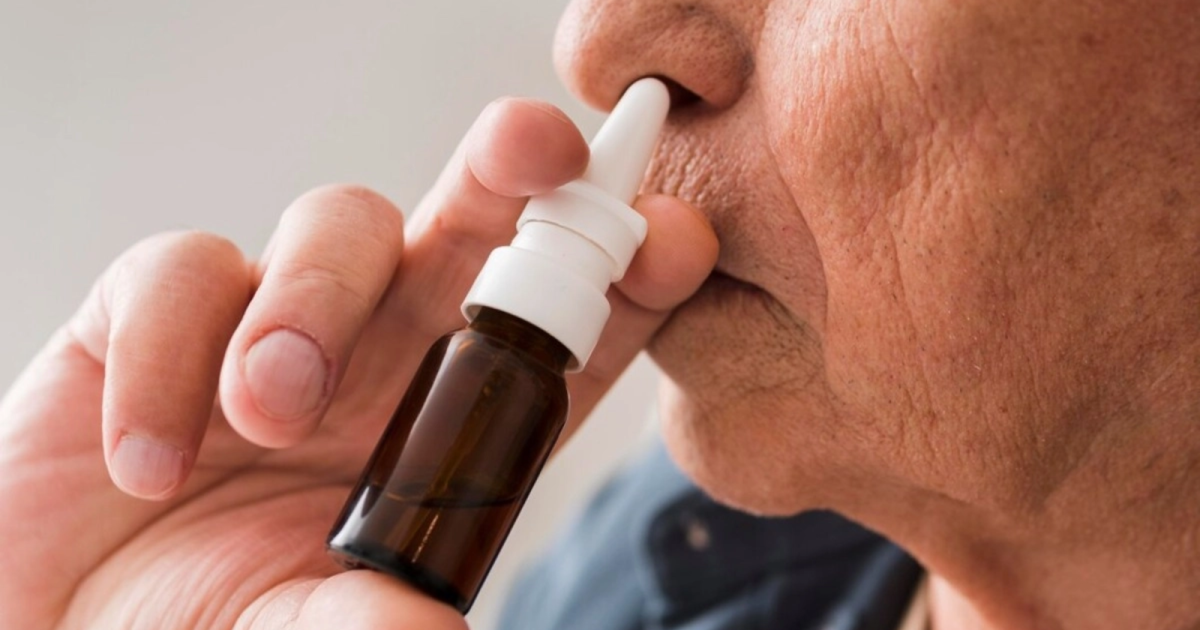 Spray nazal revoluționar: Pune pe „pauză” îmbătrânirea creierului