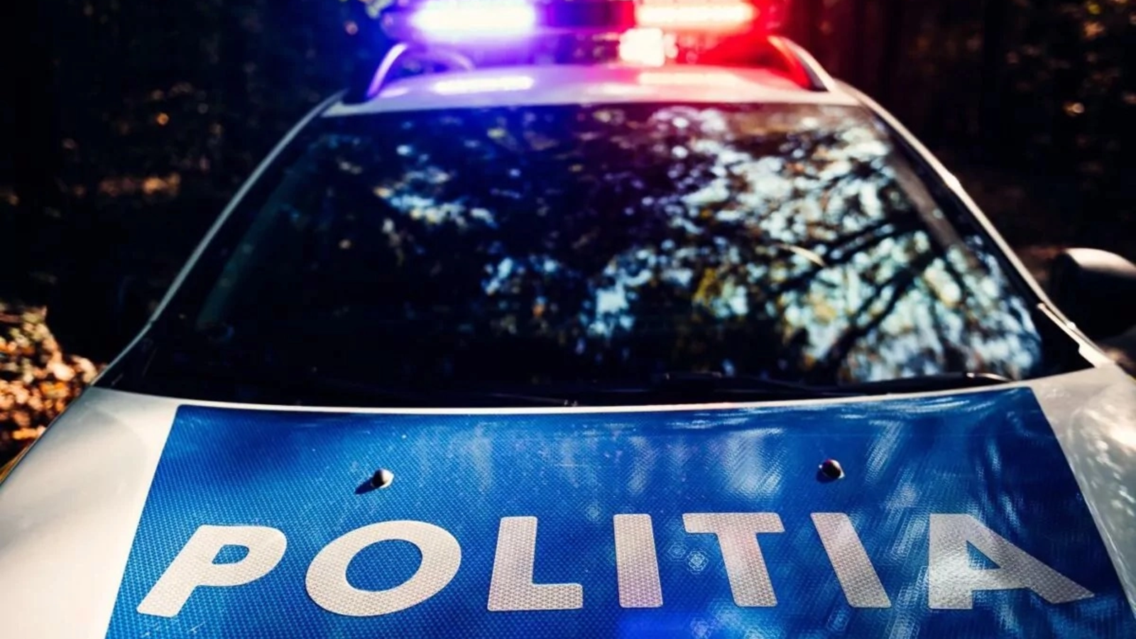 Un tânăr de 20 de ani a fost reținut de polițiștii din București după o urmărire spectaculoasă în trafic, desfășurată în noaptea de 5 aprilie