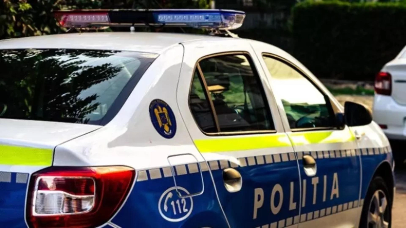 O fetiță de patru ani a murit într-o parcare din Craiova, după ce i s-a făcut rău într-un autoturism