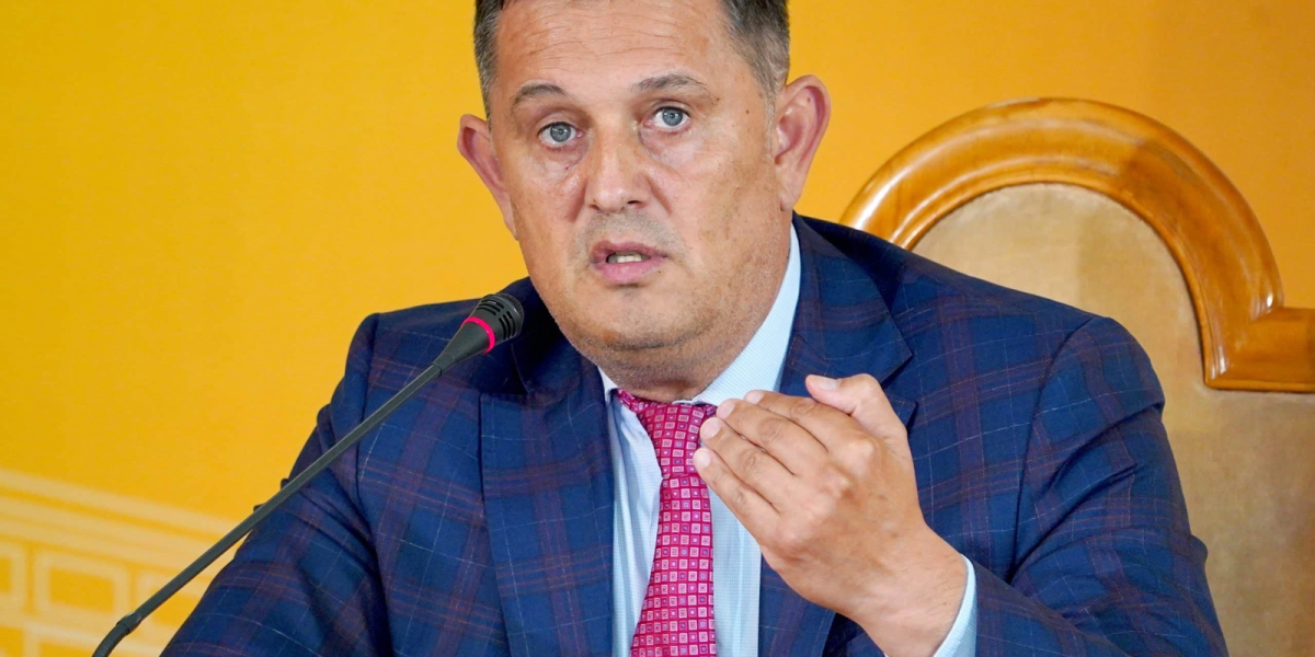 Piperea cere audieri în Parlament: Scandalul Pfizer, factură uriașă pentru România