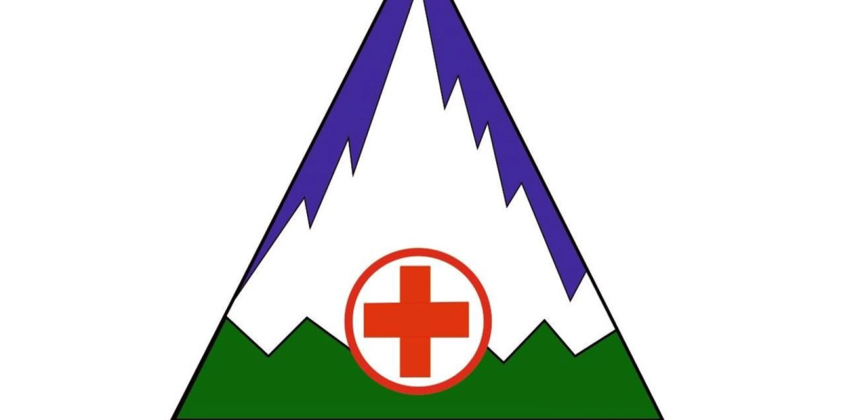 Drame pe munte: Doi ucraineni, unul diabetic, blocați. Eforturi de salvare