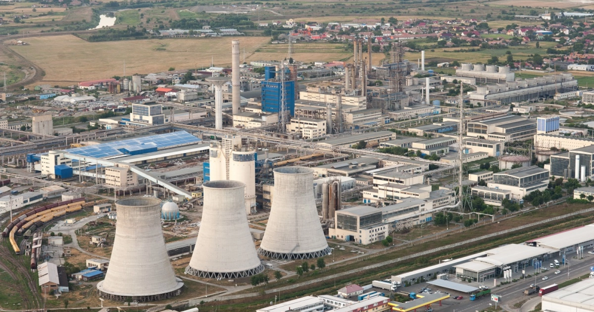 Sindicaliștii Azomureș protestează miercuri la Ministerul Energiei
