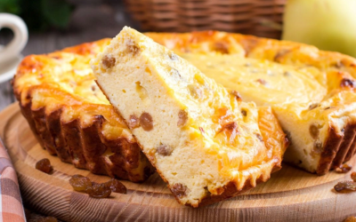 Pască de Paște ca la bunici: Rețeta SECRETĂ cu brânză și stafide