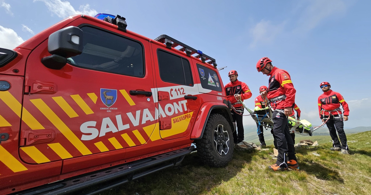 Brașov: Salvamontiștii, sfaturi pentru turiștii în așteptare de Sărbători
