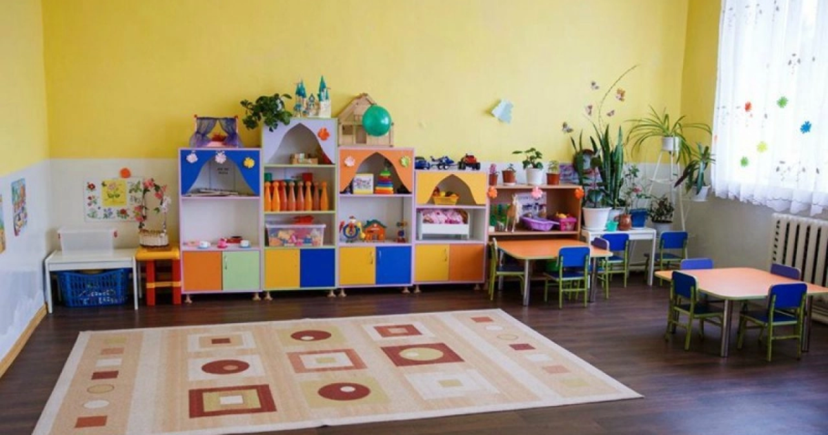 ȘOC la grădiniță privată: Copii, puși la bătaie de educatoare. Părinții, acuzații grave