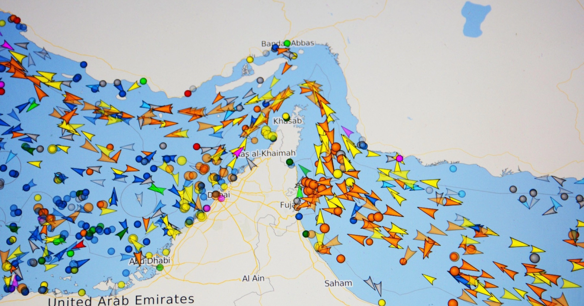 Iranul, mutare-șoc: Taxe în cripto pentru nave în Strâmtoarea Ormuz