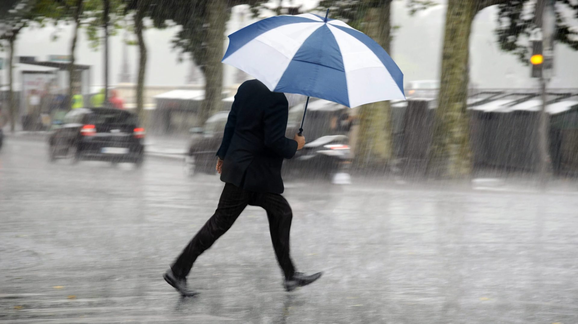 Administrația Națională de Meteorologie (ANM) a emis o informare meteorologică valabilă la nivel național, care anunță o schimbare bruscă a vremii, cu ninsori, lapoviță și temperaturi sub cele normale pentru această perioadă