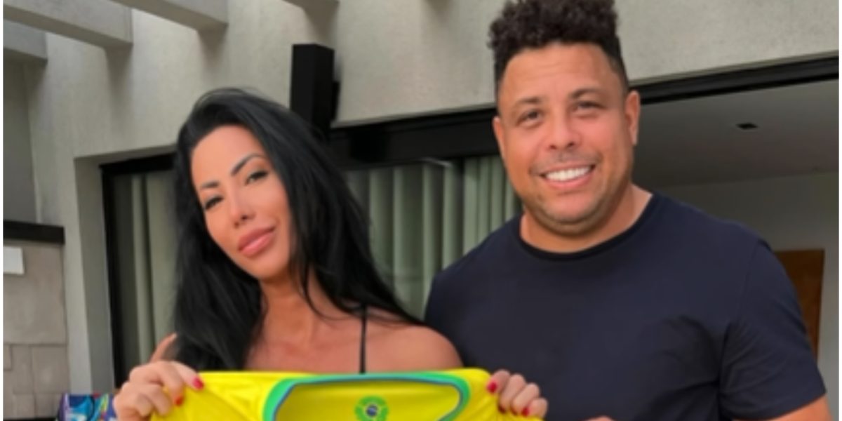 michele-umezu-si-fotbalistul-brazilian-ronaldo.jpg - NewsFactor