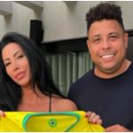 michele-umezu-si-fotbalistul-brazilian-ronaldo.jpg - NewsFactor