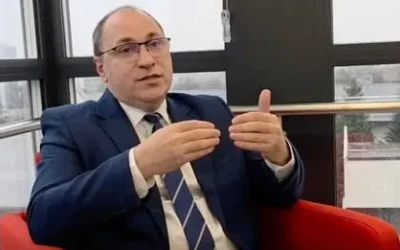 Evaluarea Națională în pericol: Ministrul Educației sună alarma, elevi dependenți de note