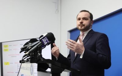 Rogobete, la Washington: Scandalul vaccinurilor, transformat în tratamente