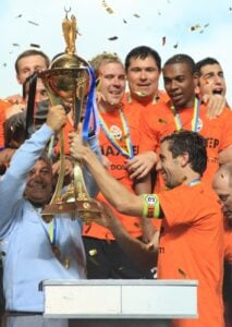 Doliu în fotbalul românesc: Mircea Lucescu a încetat din viață la 80 de ani Mircea Lucescu, cel mai titrat antrenor român din istorie, a murit marți seară la București, la vârsta de 80 de ani