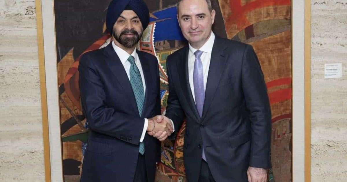 Ministrul Finanțelor, la Washington: Fonduri de la Banca Mondială pentru energie