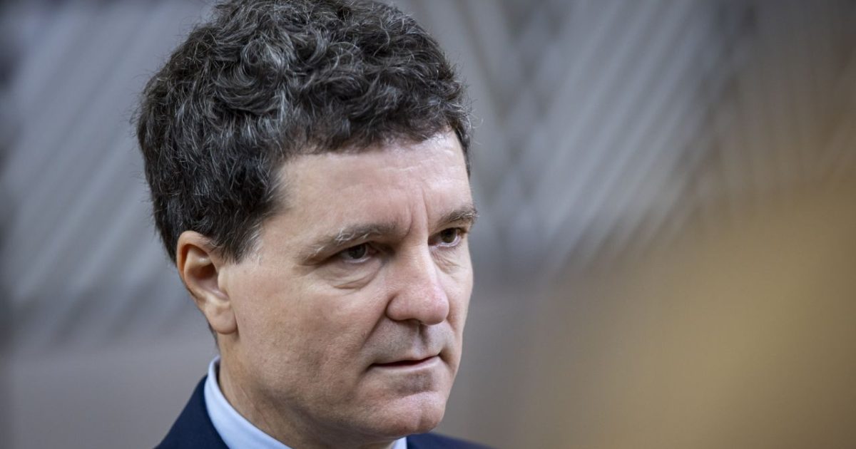 Nicușor Dan, explicatii despre lipsa de la funeraliile lui Mircea Lucescu