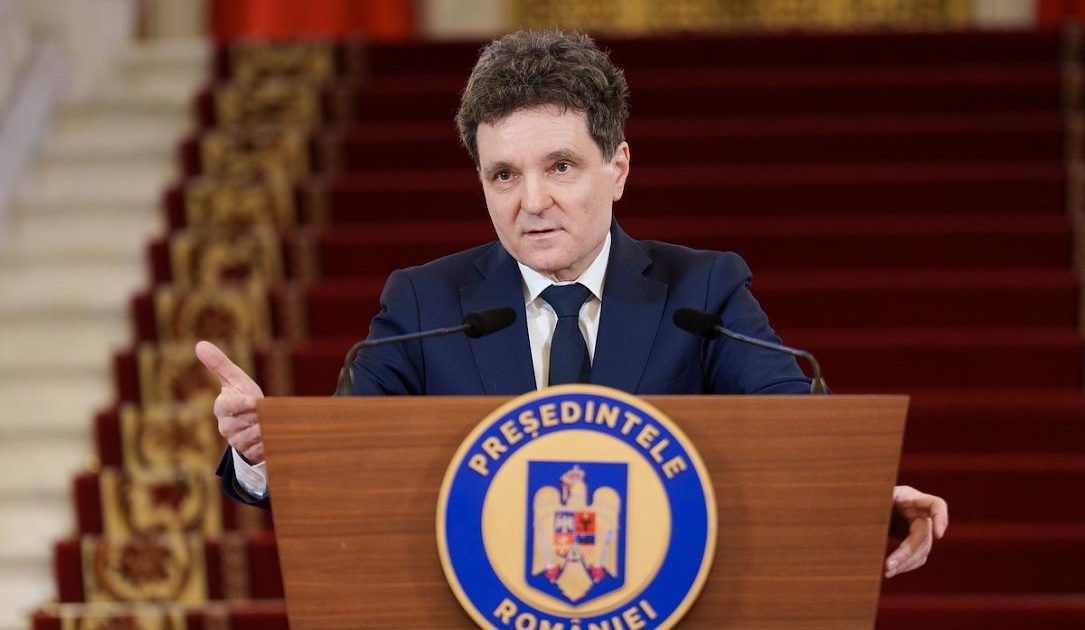 Președintele cheamă la discuții partidele, după retragerea sprijinului pentru premier