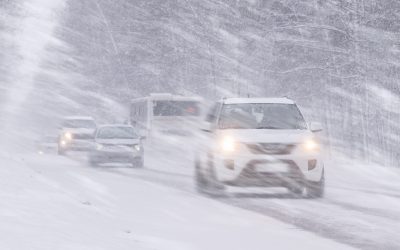 Ninge în Munții Moldovei: Zăpada a surprins regiunea