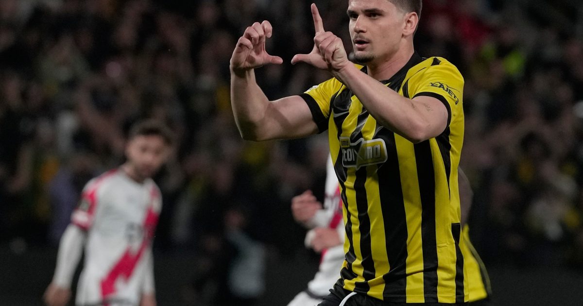 Răzvan Marin, recital la Atena: Joc de excepție pentru AEK