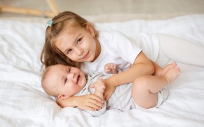 Cele mai populare nume de fete în 2026: Vezi topul vedetelor!