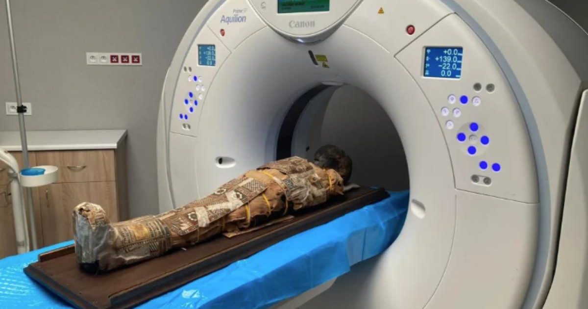 Mumie egipteană veche de 2000 de ani: Ce ascundea pe piept a uimit arheologii