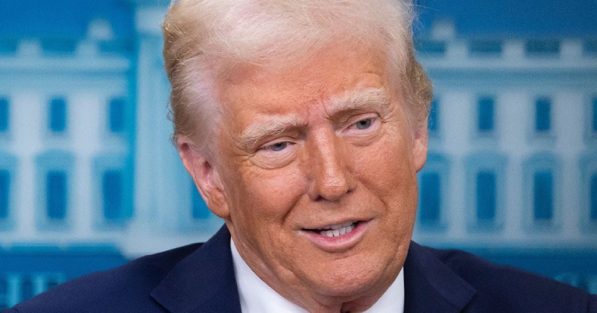 Avertisment dur: Diplomat britanic, ATAC la adresa lui Donald Trump