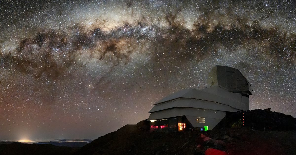 Noua descoperire: Zeci de asteroizi, detectați aproape de Pământ