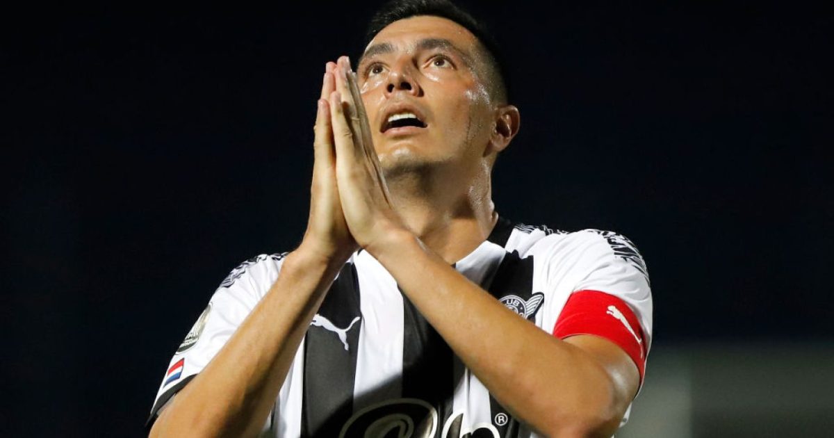 Legenda fotbalului sud-american se retrage la 42 de ani