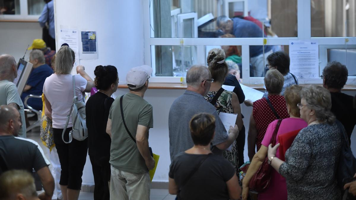 Guvernul a aprobat recent pachetul de solidaritate pentru anul 2026, un program de asistență financiară destinat să sprijine milioane de români