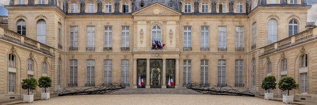 Percheziții-șoc la Elysee: Poliția franceză, respinsă în ancheta de favoritism