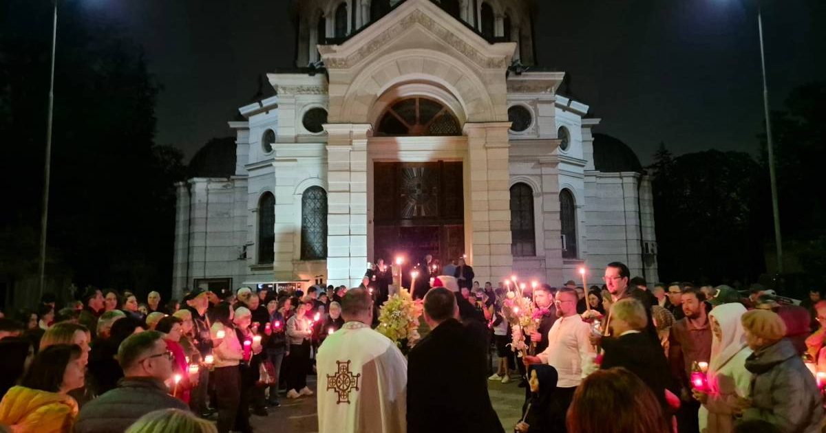 Când se sfințește pasca: Ora la care credincioșii primesc binecuvântarea