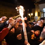 paste-noaptea-de-inviere-lumina-lumanari.jpg - NewsFactor