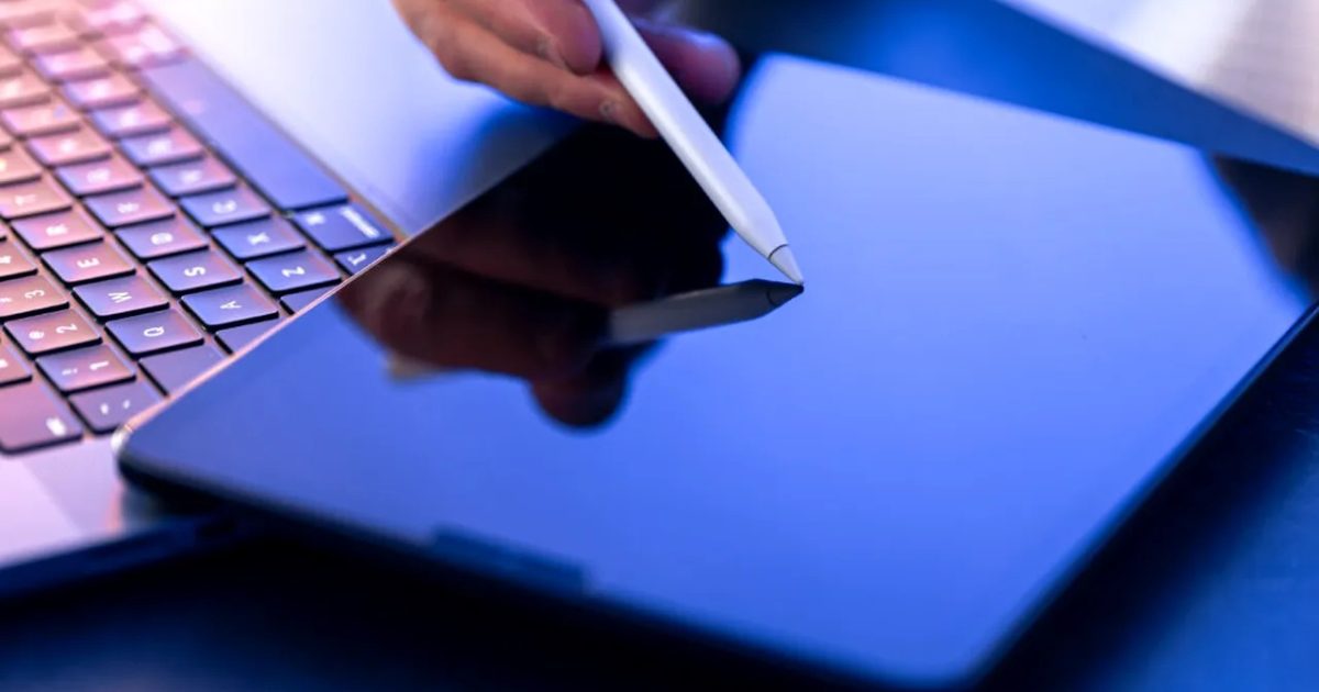 Apă falsă: Hackerii fură parole și date bancare, România în alertă