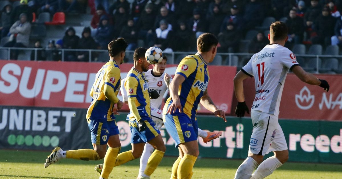 Hermannstadt, meci crucial în Superliga: Urmărește LIVE text etapa 5