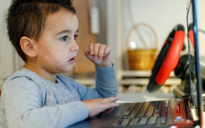 Comisia Europeană, din nou la treabă: Siguranța copiilor online, în prim-plan