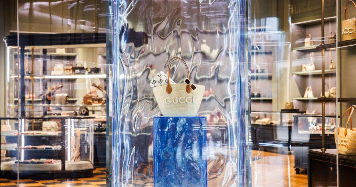 Lumea LUXULUI, în COLAPS: Gucci, Hermes și Balenciaga, boicotate în Orientul Mijlociu!