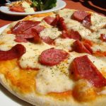 pizza-cu-salam-1024x682.jpeg - NewsFactor