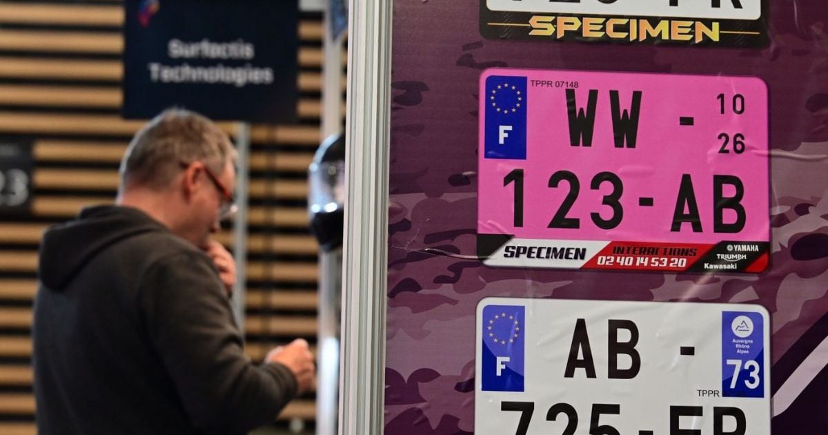 Roz pe șosele: Ce semnifică noile plăcuțe din țara europeană