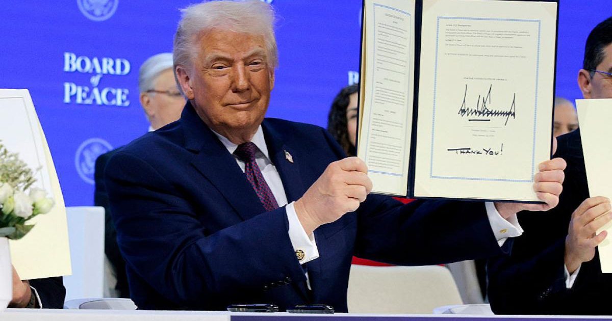 Trump, eșec în Gaza: Doar firimituri din miliardele promise pentru planul de pace