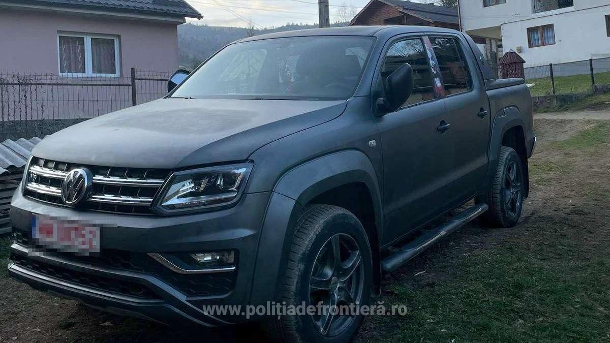 Vw furat din austria, găsit în maramureș Polițiștii de frontieră au descoperit un autoturism VW 4X4, furat din Austria, în Vișeu de Sus