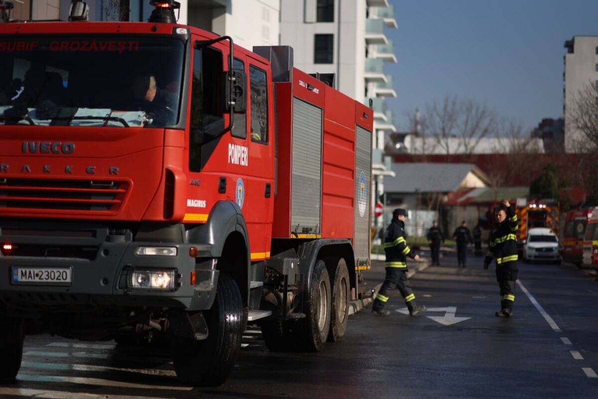 Pericol în case de sărbători: Pompierii avertizează România