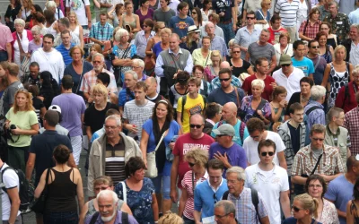 România se golește: Scădere alarmantă de populație, peste 16% în 25 de ani