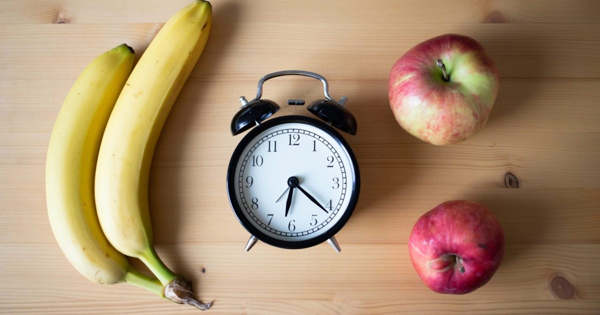 Postul intermitent, mitul spulberat: Nu ajută mai mult la slăbit