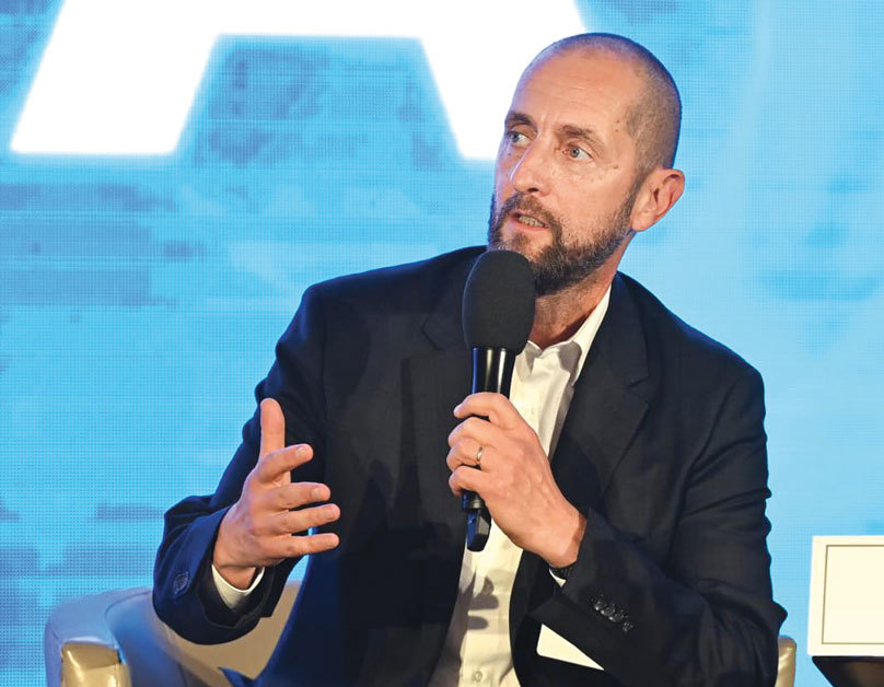 Dragoș Damian, Terapia Cluj: Șoselele României, invadate de China!