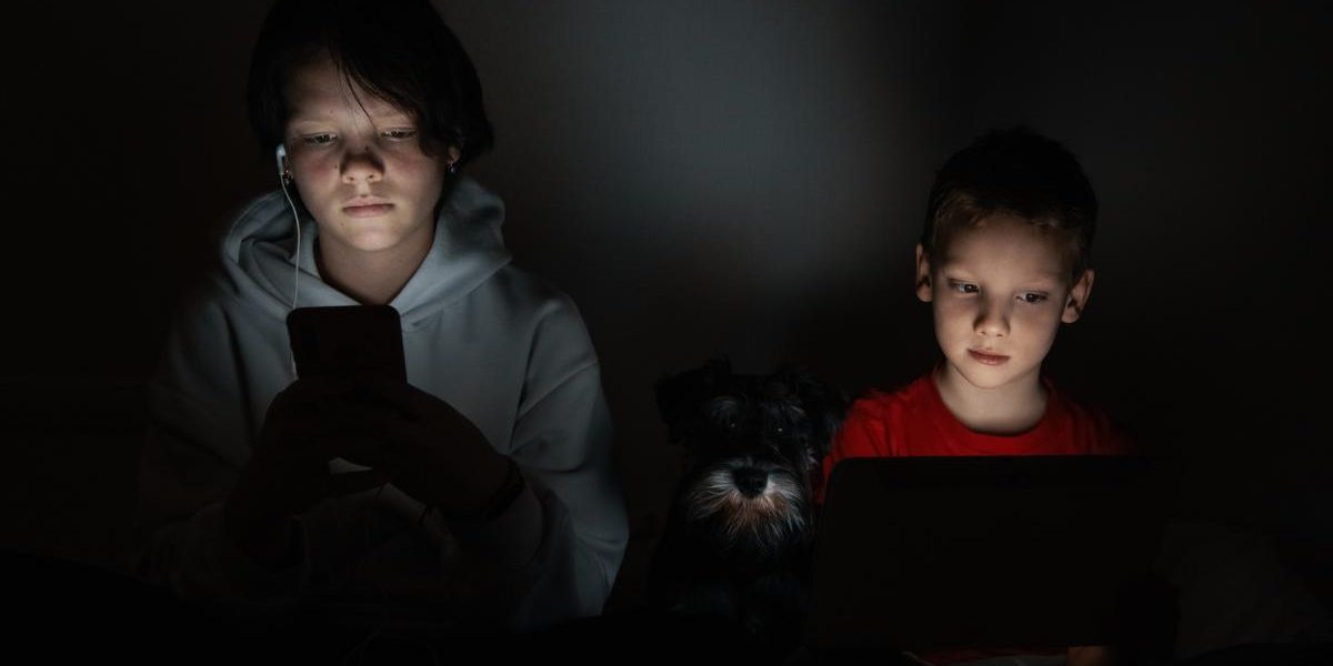 procesul-care-a-expus-meta-angajatii-scriau-ca-sunt-dealerii-unui-drog-digital-profesor-la-oxford-ei.webp - NewsFactor