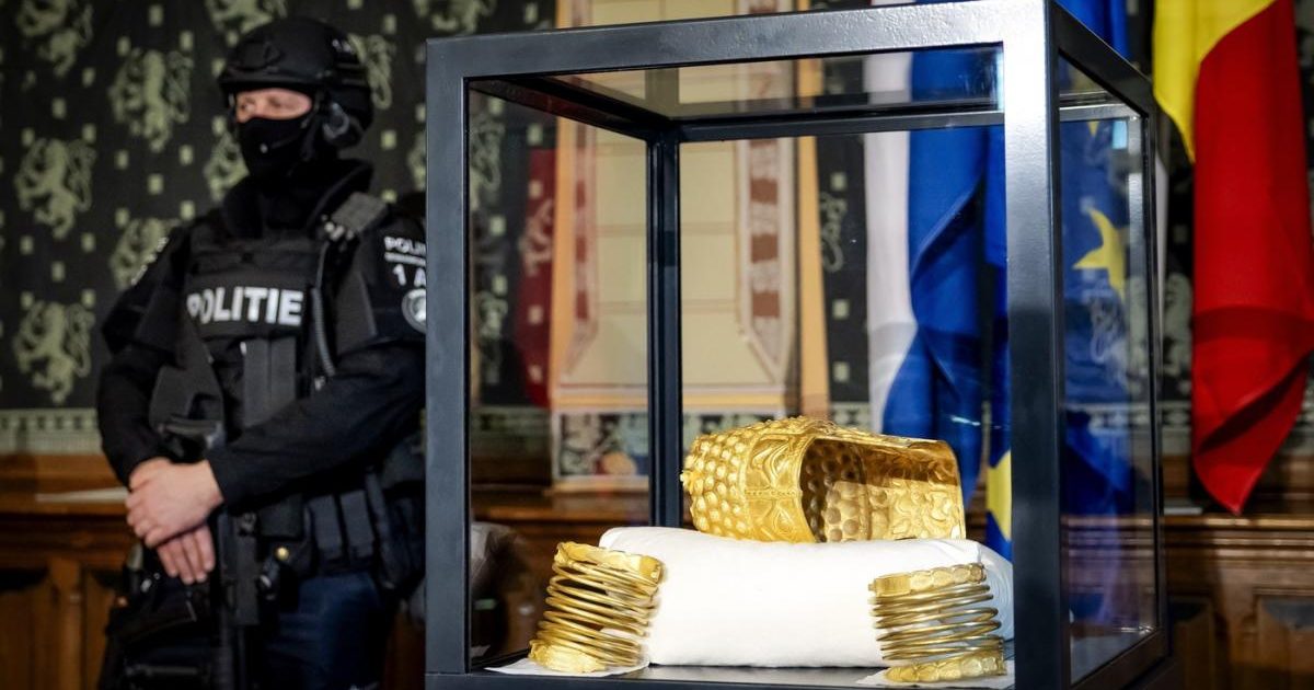 Procesul jafului tezaurului dacic din Olanda începe azi: Doi inculpați, acord cu procurorii