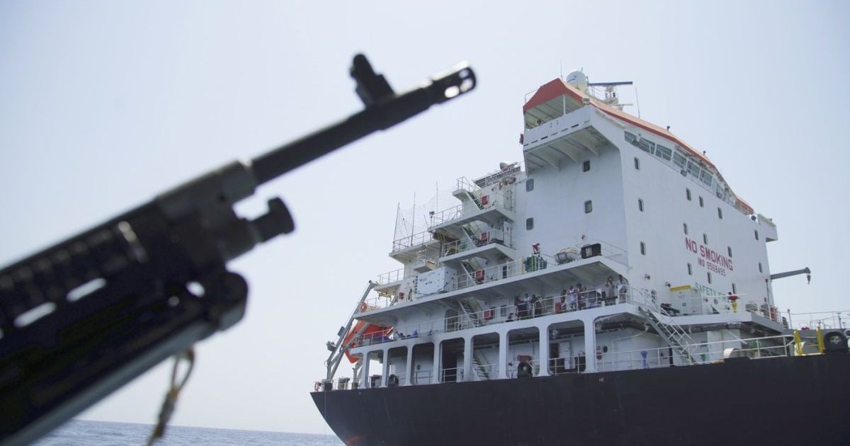 Iranul încasează bani de la navele prin Strâmtoarea Ormuz: Dezvăluiri șocante